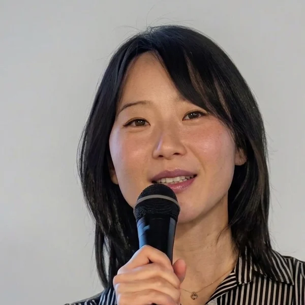 Angeline Guo